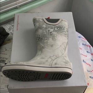 Xtratuf Brand New Boots